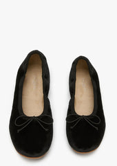 Chelsea Black Lumia Velvet