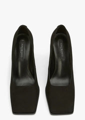 Lila Black Nubuck