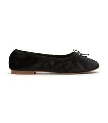 Chelsea Black Lumia Velvet