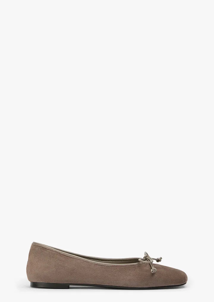 Cappi Ashen Suede