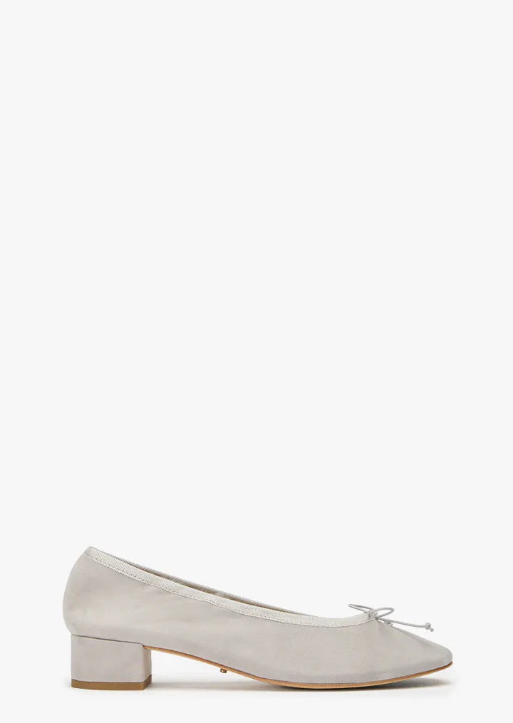 Moma Mist Suede